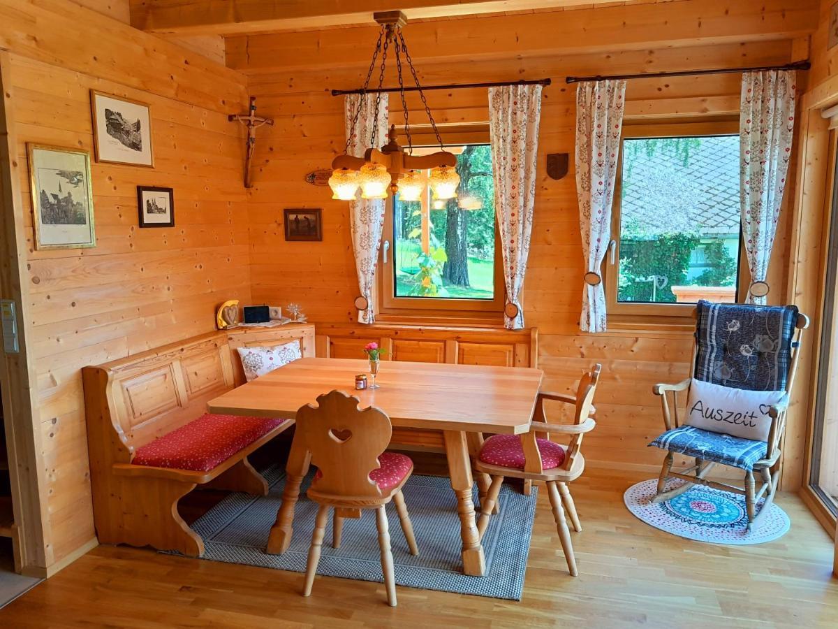 Апартаменты Auszeit Almhaus Schmalzbauer Санкт-Андре Экстерьер фото